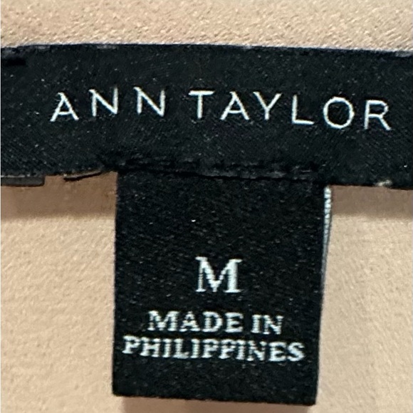 Ann Taylor ruffle sleeve blouse - Picture 2 of 7